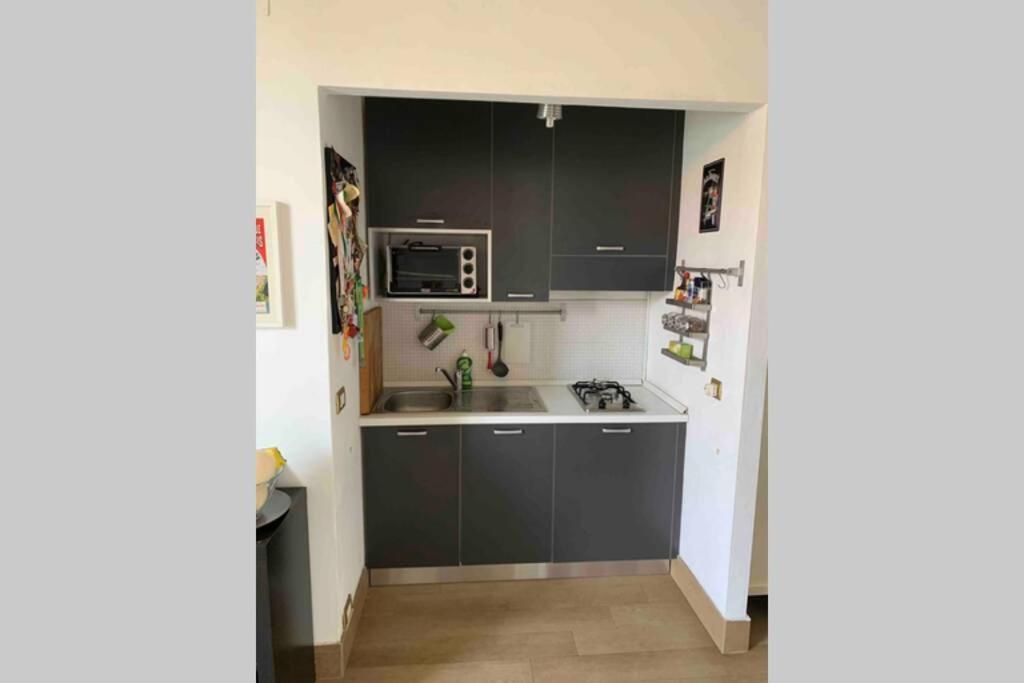 Appartamento Splendido Con Tutti Servizi In Zona Navigli Milano Eksteriør bilde